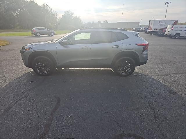 New 2026 Chevrolet Trax ACTIV w/ Sunroof Package image 3