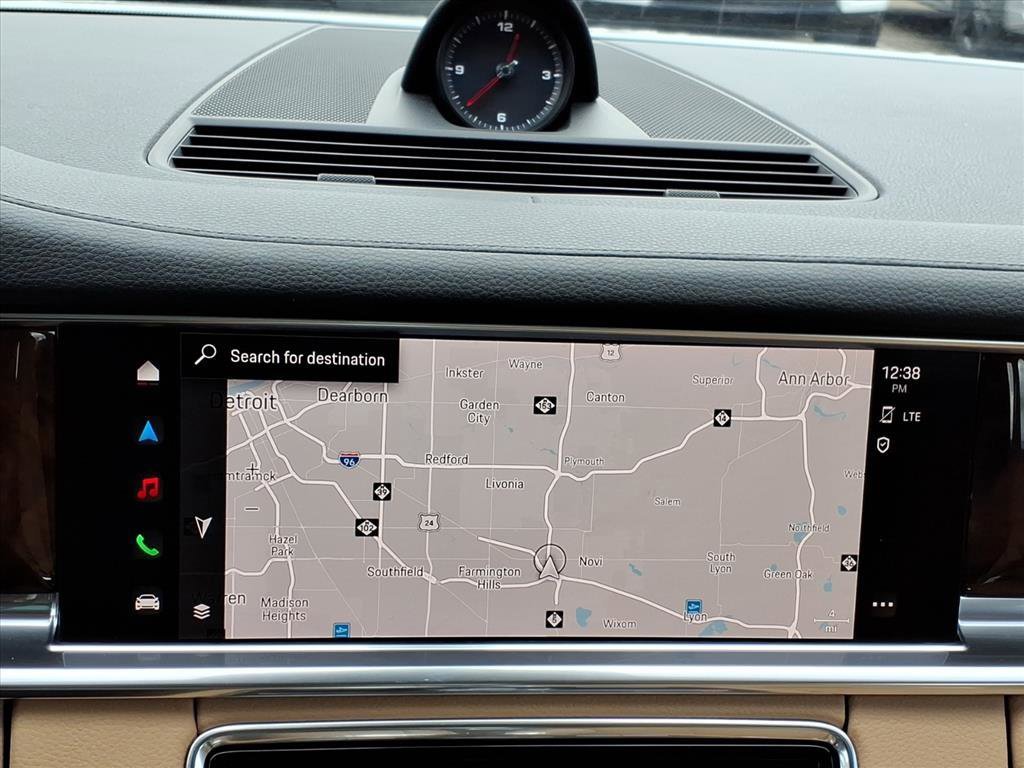 Used 2023 Porsche Panamera 4 image 18