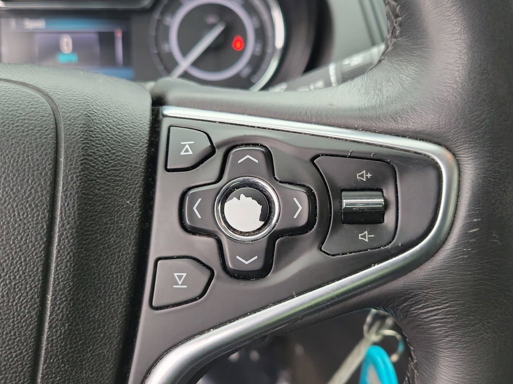 Used 2016 Buick Regal image 20