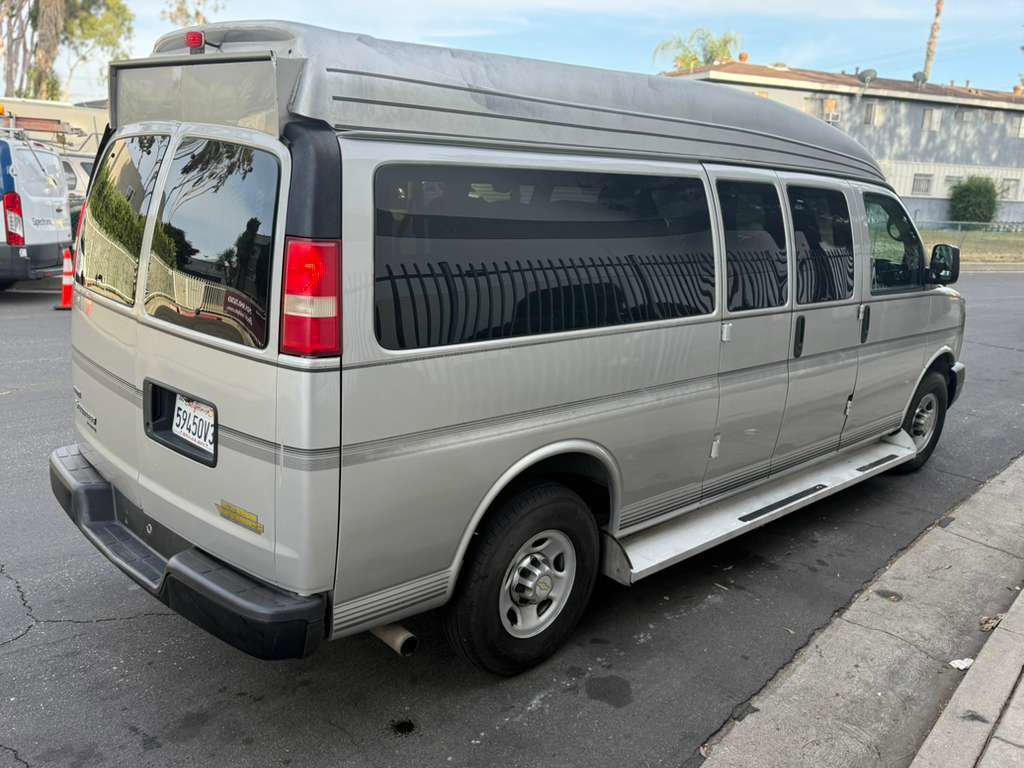 Used 2011 Chevrolet Express 3500 LS RWD image 10