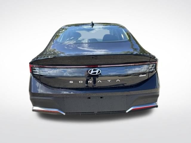 New 2026 Hyundai Sonata Blue FWD image 5