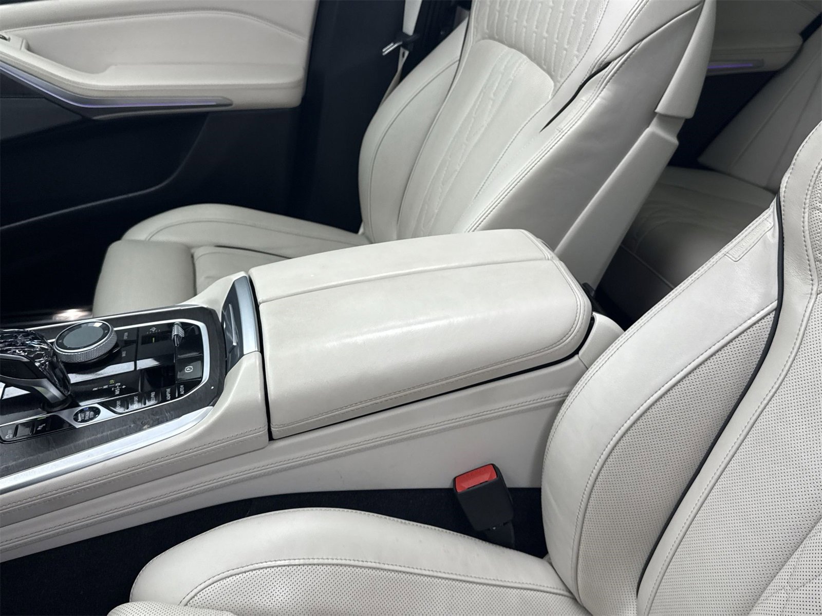 Used 2021 BMW X5 sDrive40i w/ M Sport Package image 29