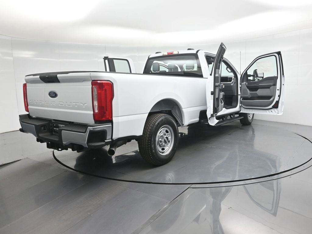 New 2026 Ford F350 XL w/ XL Chrome Package image 5