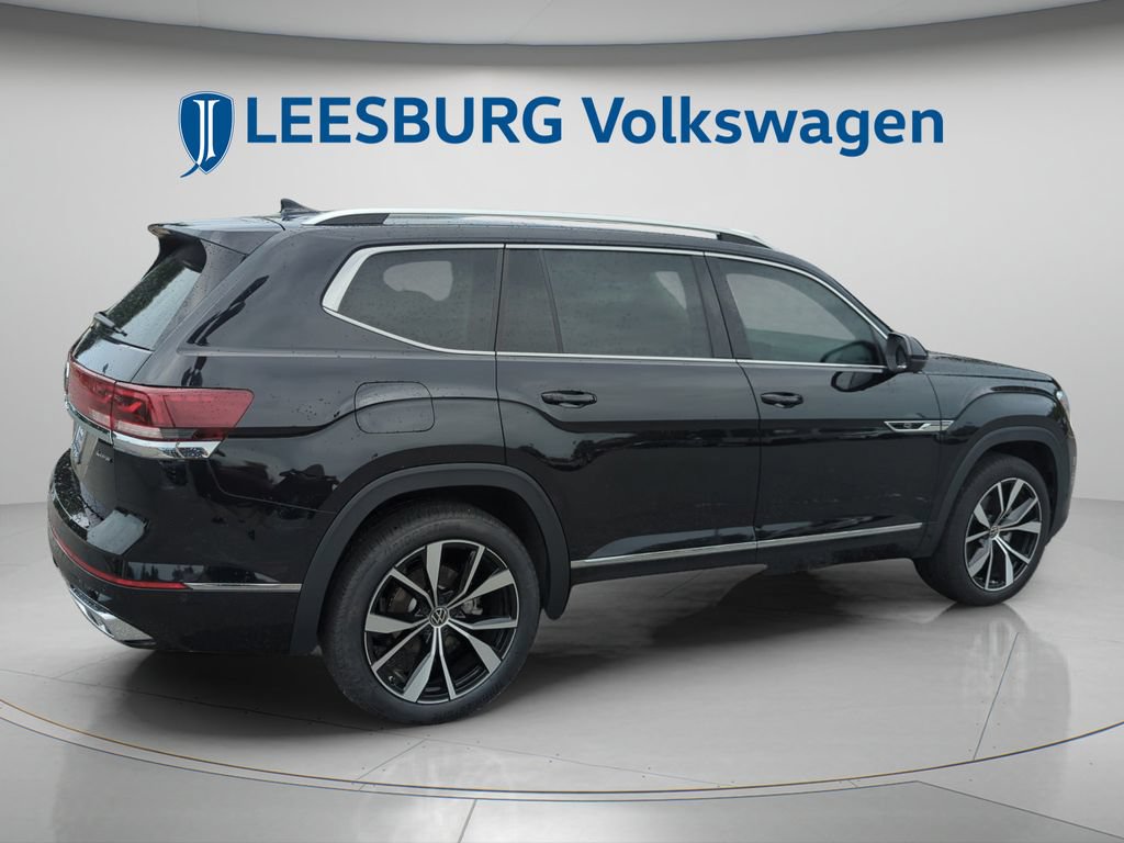 Used 2026 Volkswagen Atlas SEL Premium R-Line AWD/4WD image 5