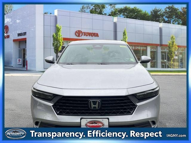Used 2023 Honda Accord EX image 2