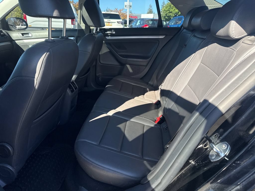 Used 2009 Volkswagen Jetta SE FWD image 8