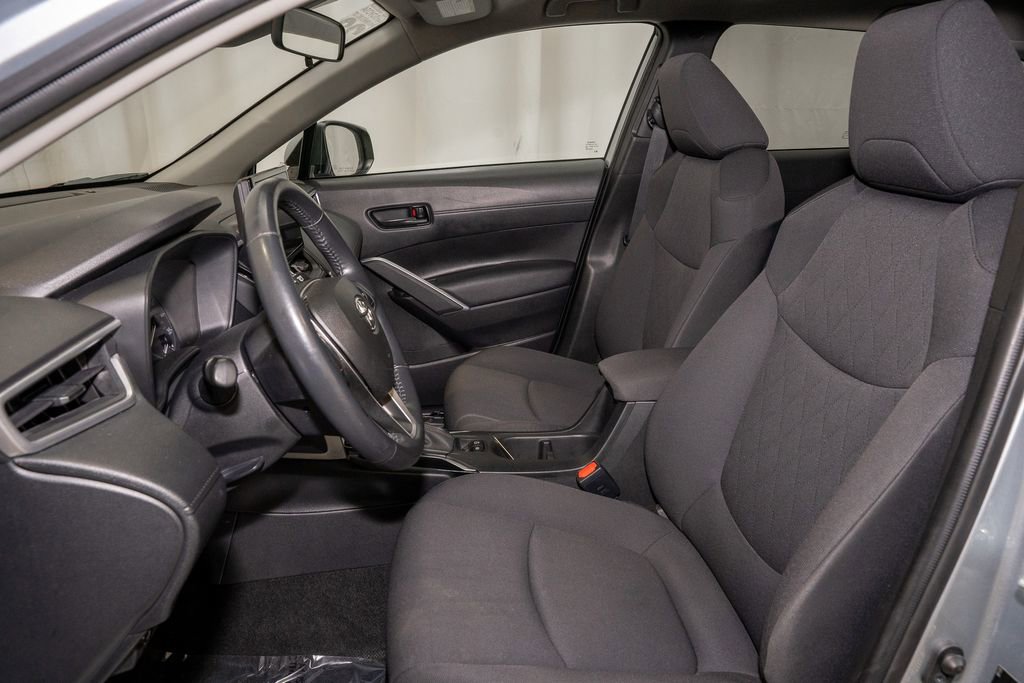 Used 2023 Toyota Corolla Cross LE image 9