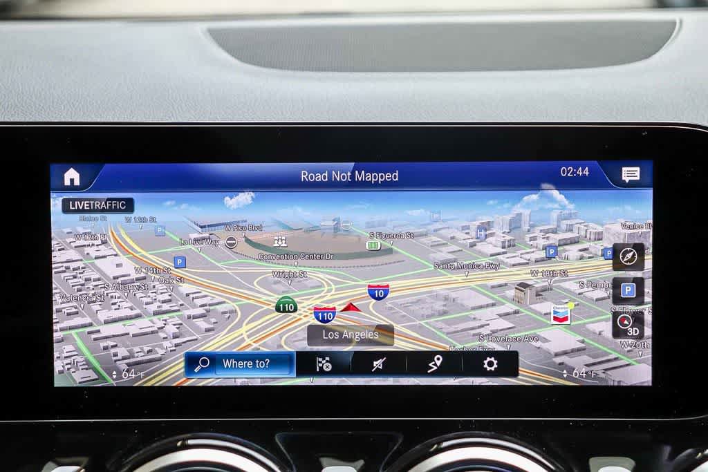 Used 2023 Mercedes-Benz GLA 250 w/ Premium Package image 15