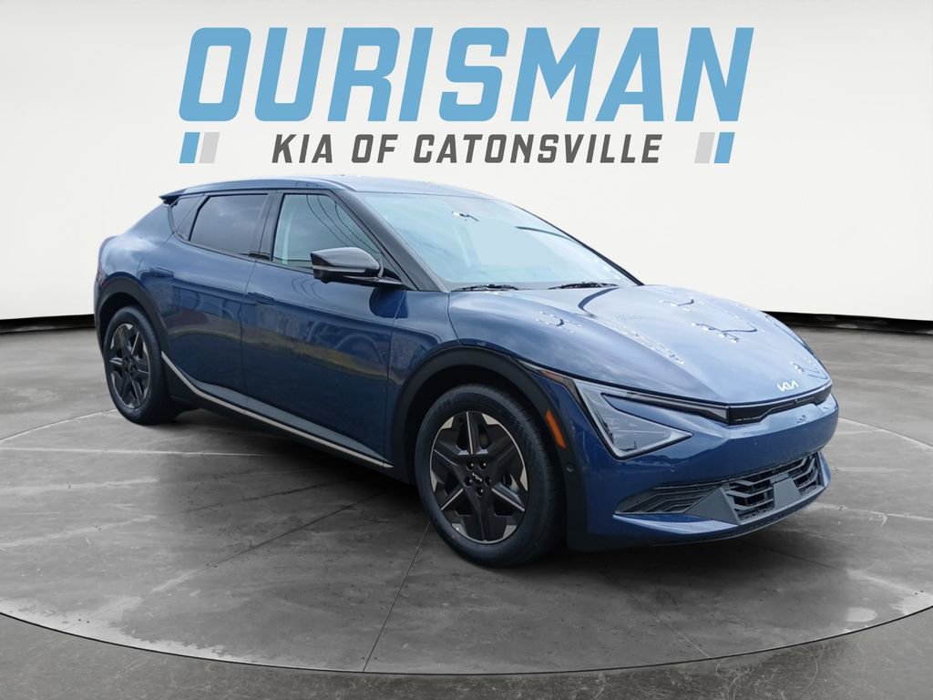 New 2025 Kia EV6 Light w/ Light LR Technology Package