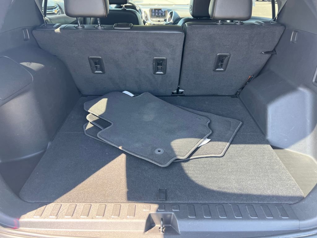 Used 2023 Chevrolet Equinox Premier AWD/4WD image 15