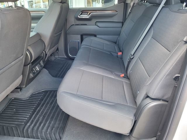 Used 2025 GMC Sierra 1500 SLE w/ Preferred Package image 15