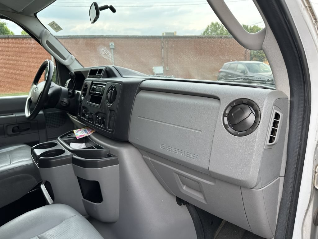 Used 2011 Ford E-250 and Econoline 250 w/ PWR Group RWD image 21