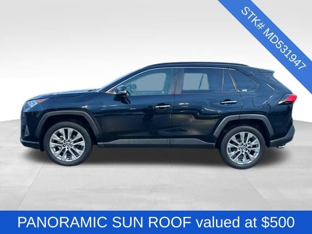 Used 2021 Toyota RAV4 Limited image 4