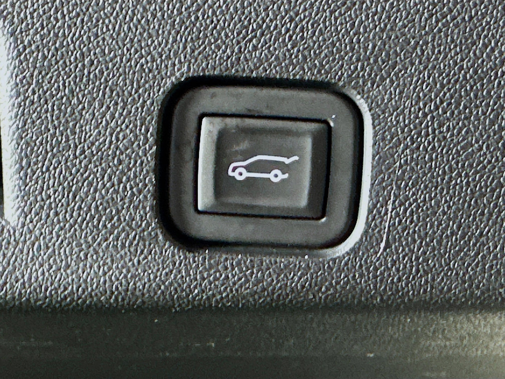Used 2025 Chevrolet Traverse LT FWD image 31