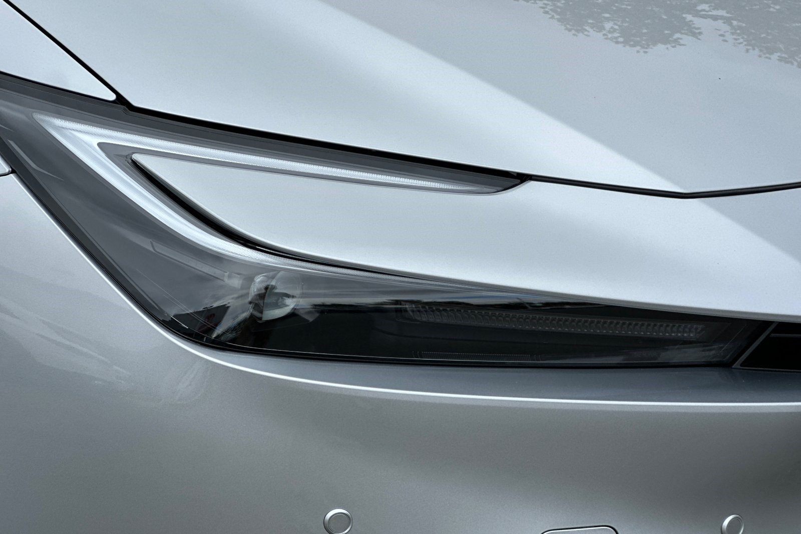 New 2027 Toyota Prius Limited AWD/4WD image 11