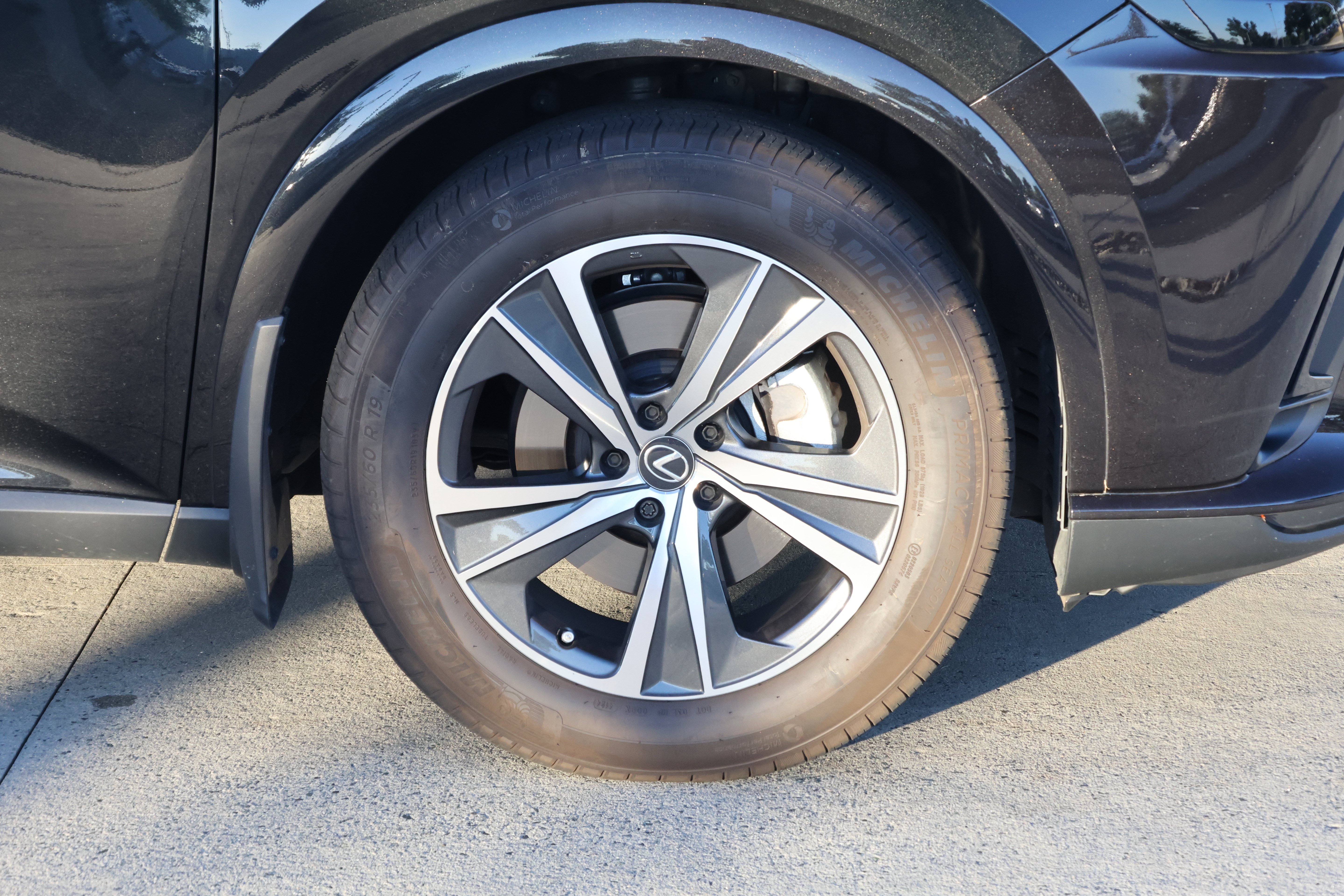 Certified 2025 Lexus RX 350 FWD image 11