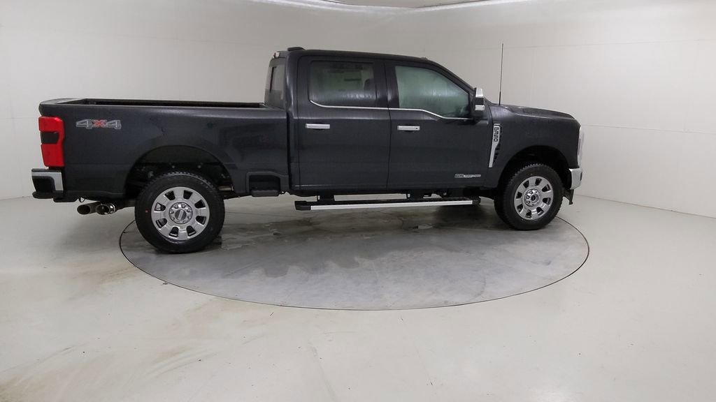 New 2026 Ford F350 Lariat w/ Lariat Premium Package image 14