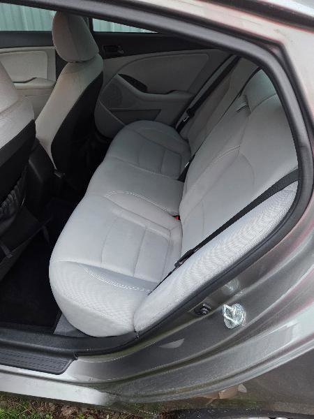 Used 2015 Kia Optima LX image 9