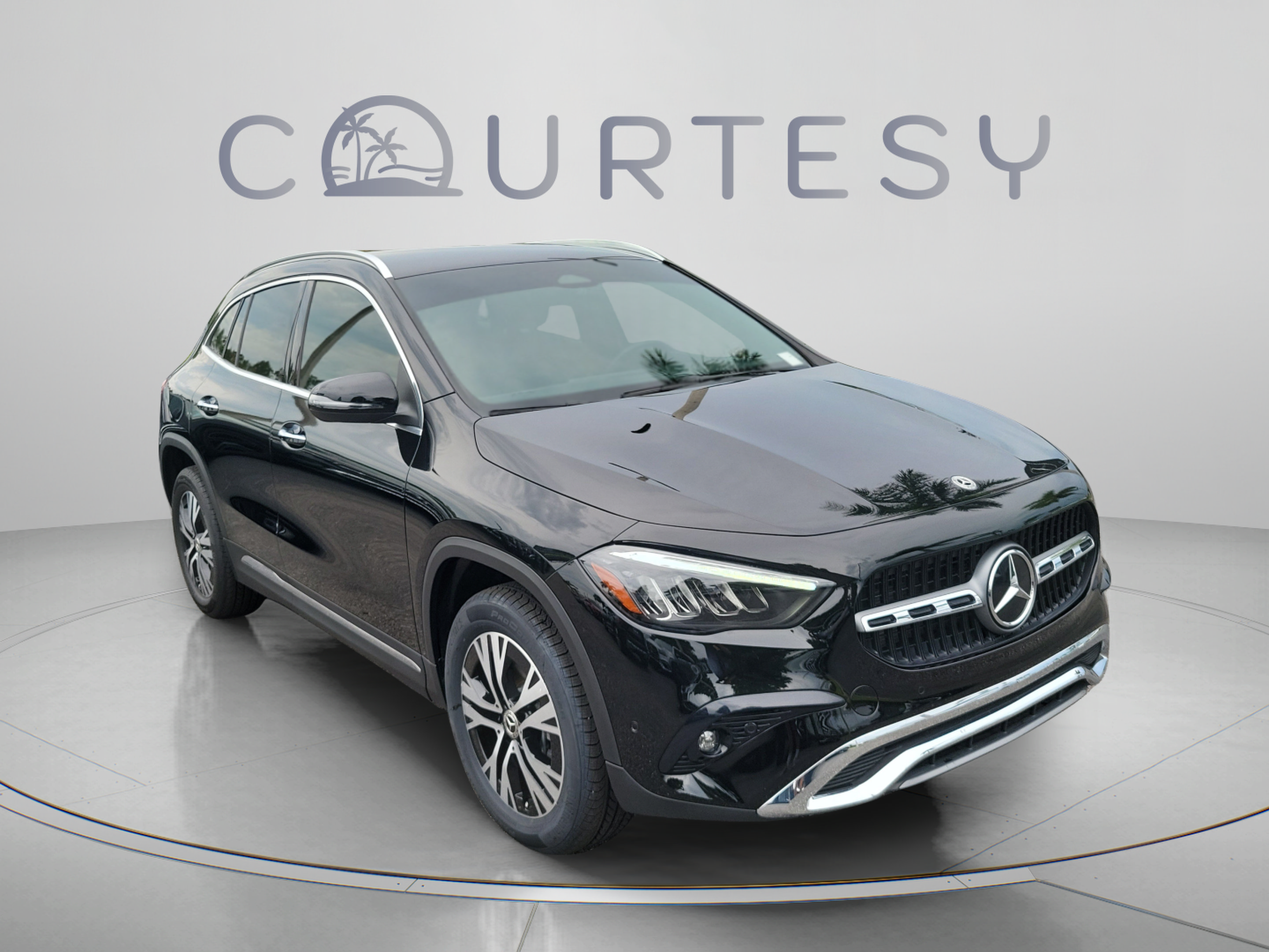 Certified 2025 Mercedes-Benz GLA 250 image 4