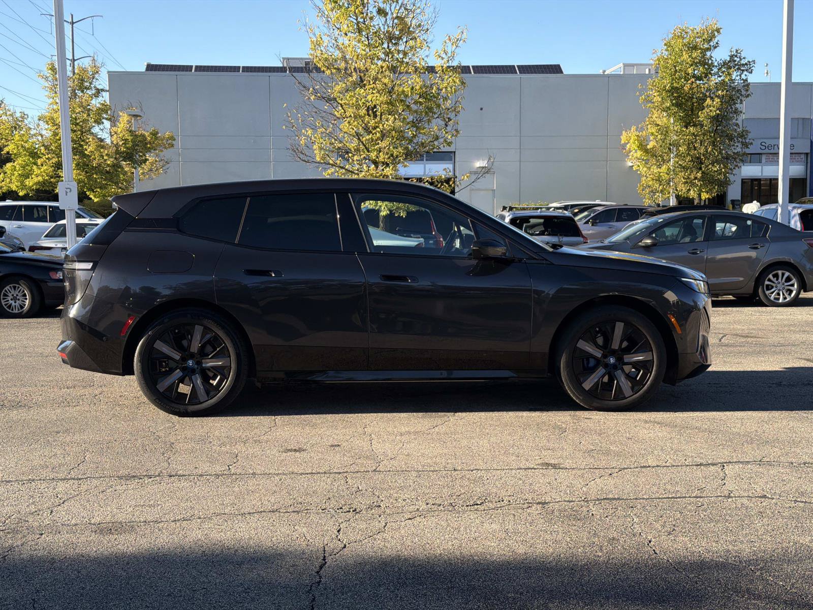 Certified 2024 BMW iX xDrive50 w/ Sport Package AWD/4WD image 4