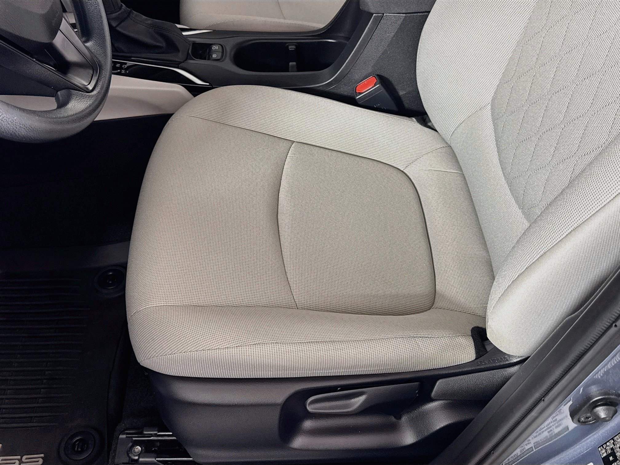 Used 2025 Toyota Corolla Cross L FWD image 20