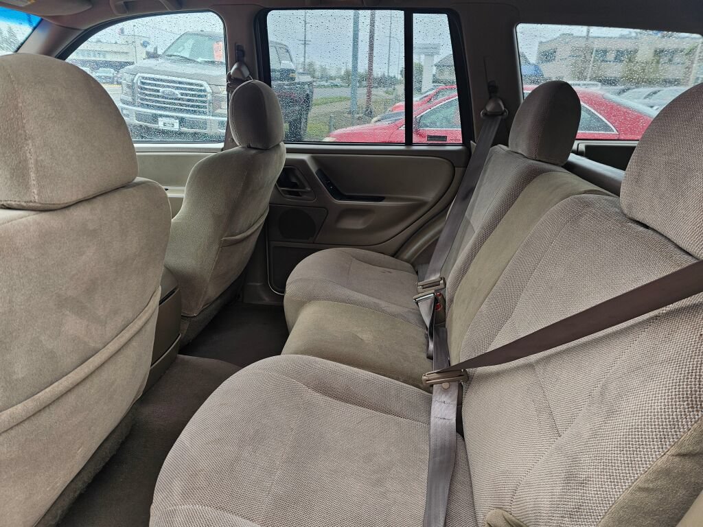 Used 2001 Jeep Grand Cherokee Laredo AWD/4WD image 17