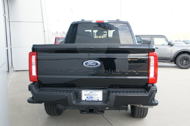 New 2026 Ford F350 XL w/ STX Appearance Package AWD/4WD image 4