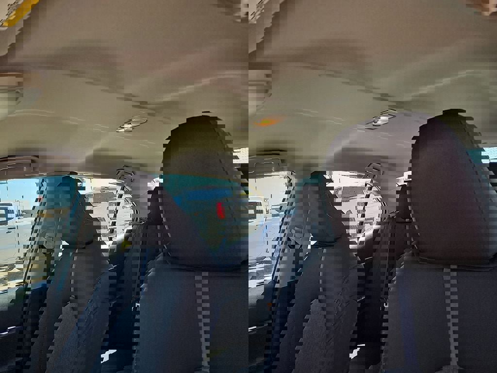 Used 2022 Toyota Camry LE image 20