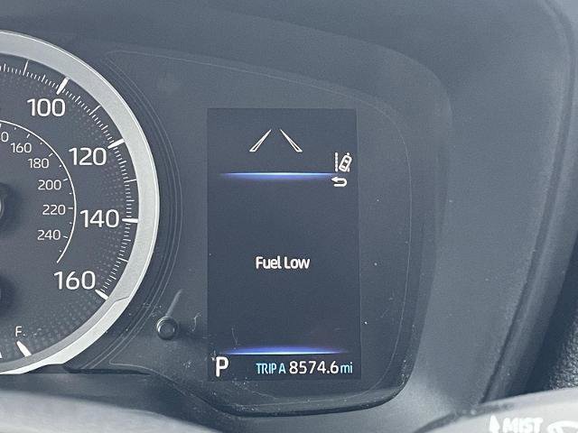 Used 2021 Toyota Corolla LE w/ Carpet Mat Package (TMS) image 3