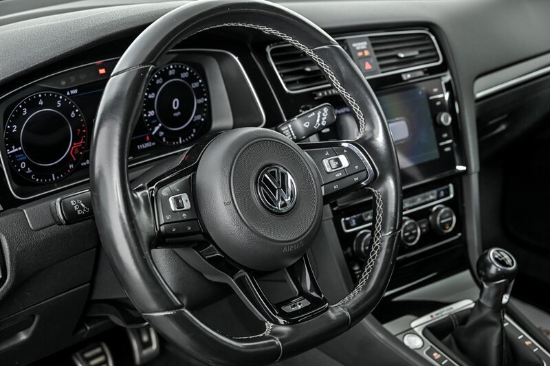 Used 2019 Volkswagen Golf 4-Door AWD/4WD image 18