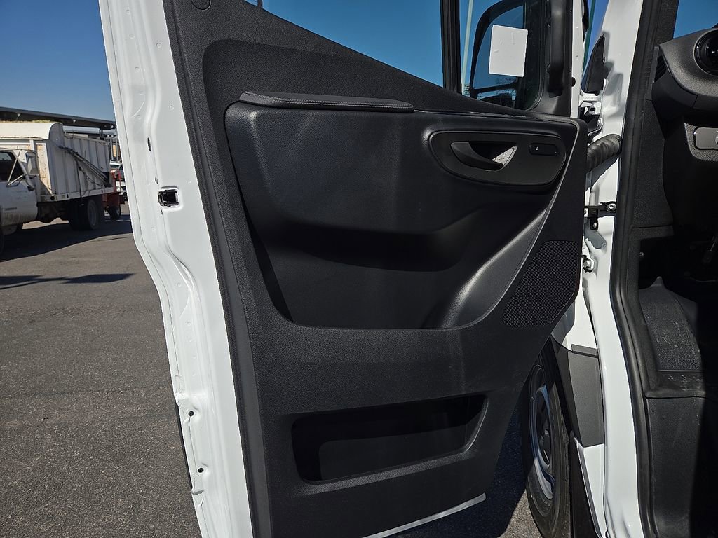 New 2026 Mercedes-Benz Sprinter 144 Cargo image 17