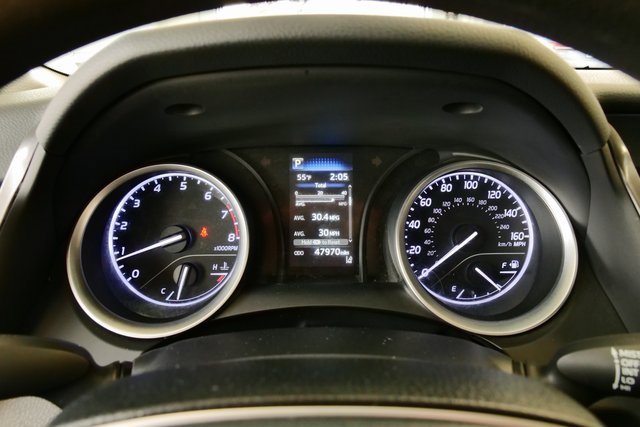 Used 2021 Toyota Camry LE image 18