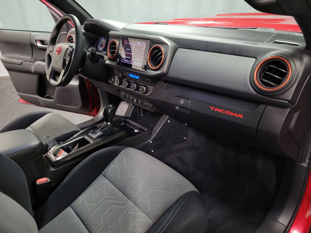 Used 2022 Toyota Tacoma TRD Sport image 23