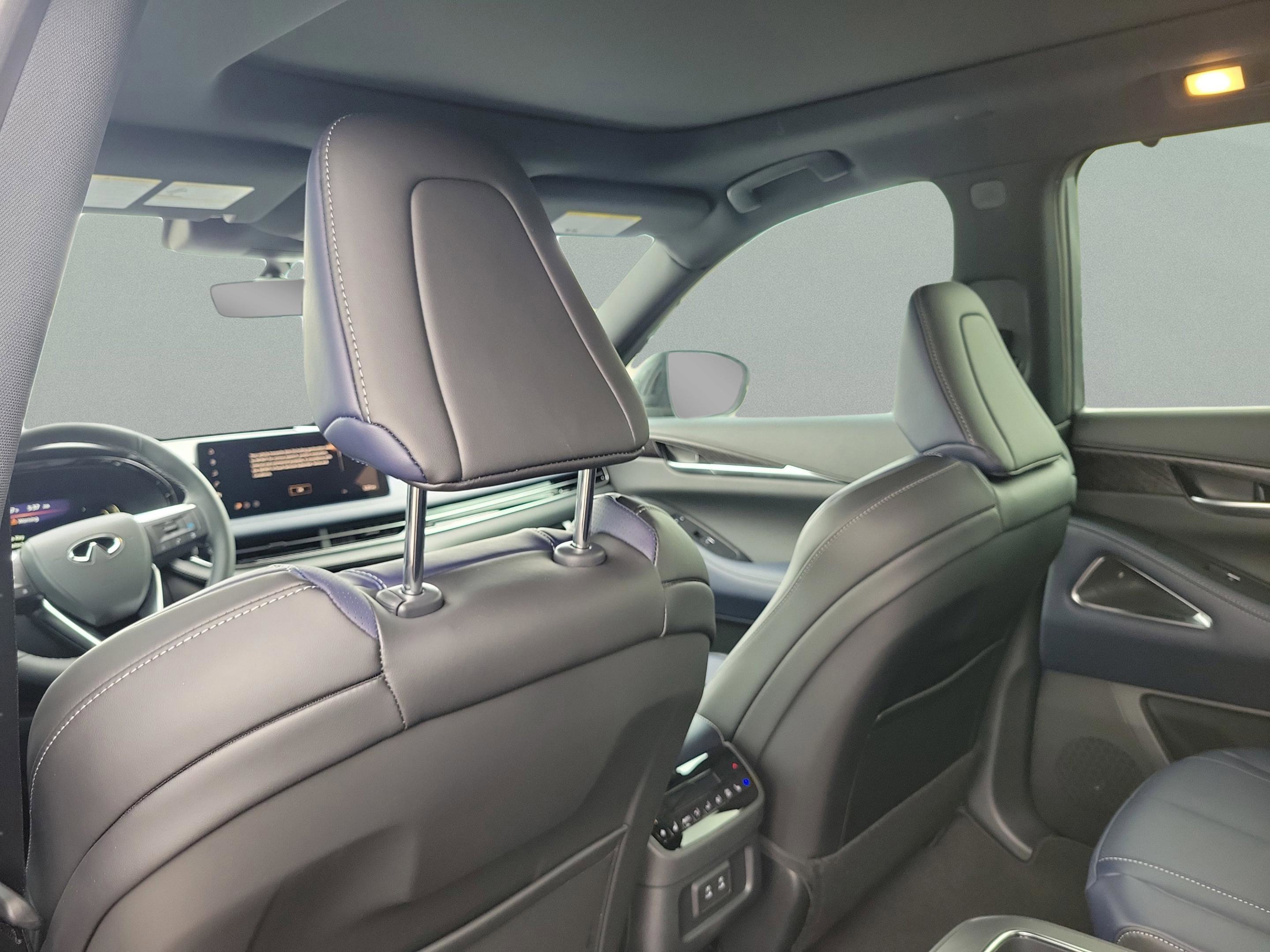 New 2026 INFINITI QX60 Sport w/ Dark Cargo Package image 10
