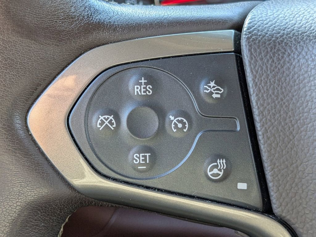 Used 2018 Chevrolet Silverado 1500 High Country image 25