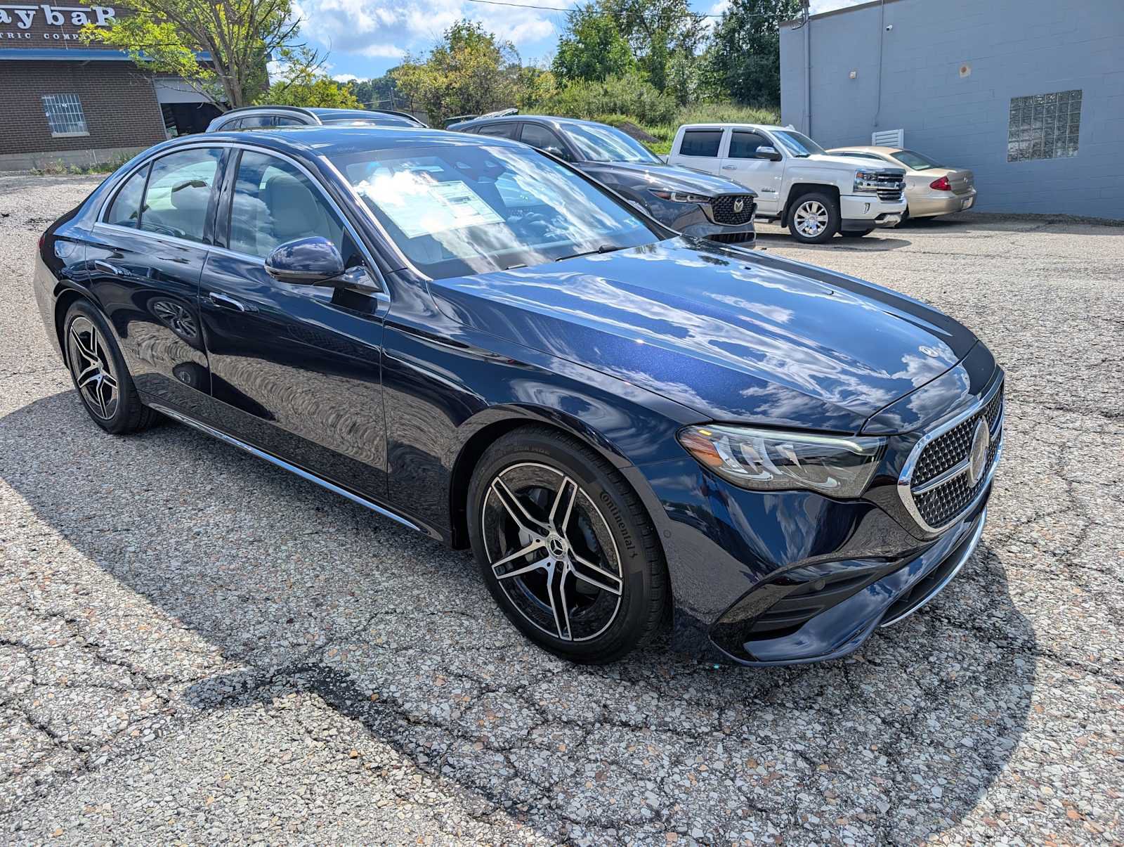 New 2027 Mercedes-Benz E 350 4MATIC Sedan image 6