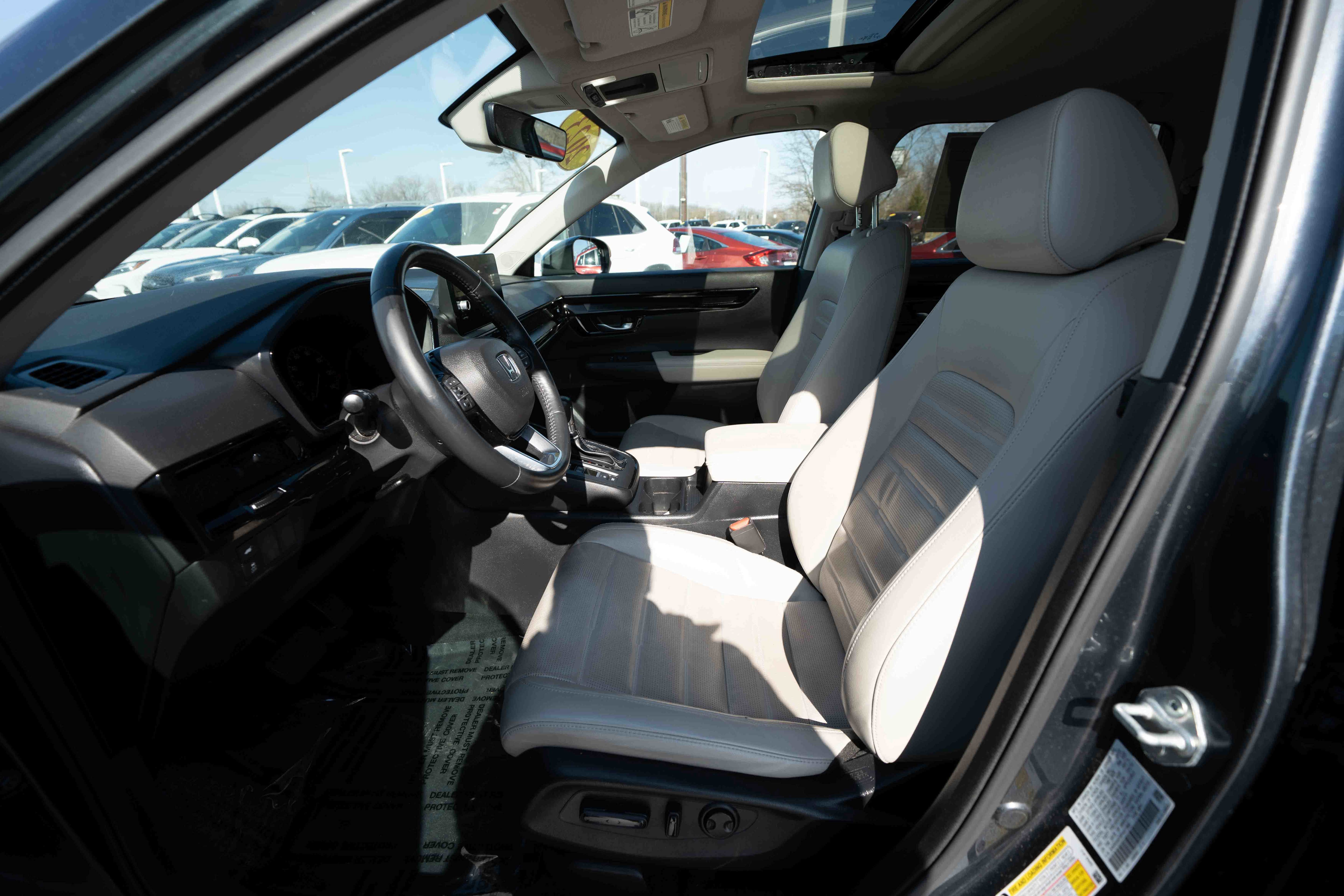 Used 2023 Honda CR-V EX-L image 9