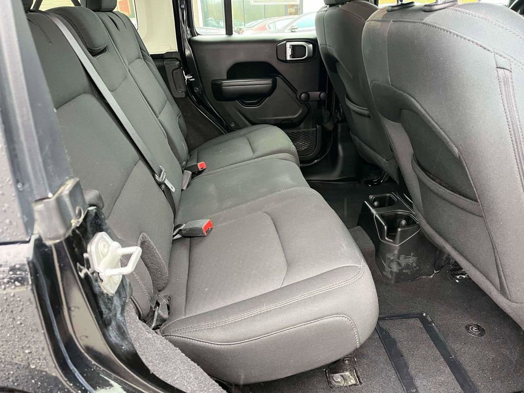 Used 2021 Jeep Wrangler Unlimited Sport image 8