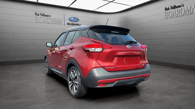 Used 2018 Nissan Kicks SR w/ Premium Package FWD image 7