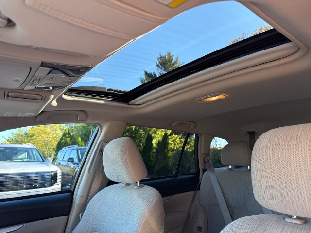 Used 2014 Subaru Outback 2.5i Premium w/ Moonroof Package AWD/4WD image 21