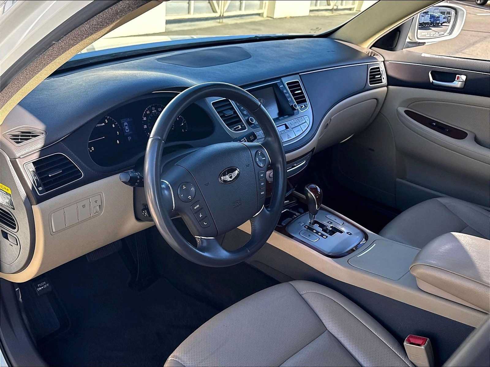 Used 2012 Hyundai Genesis 3.8 w/ Premium Pkg RWD image 15