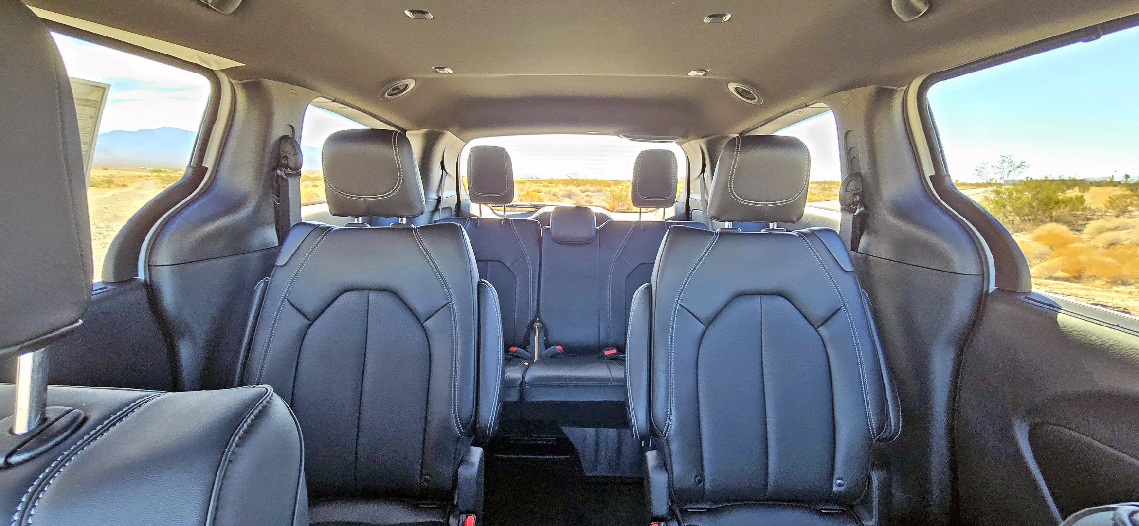 New 2026 Chrysler Pacifica Select image 10