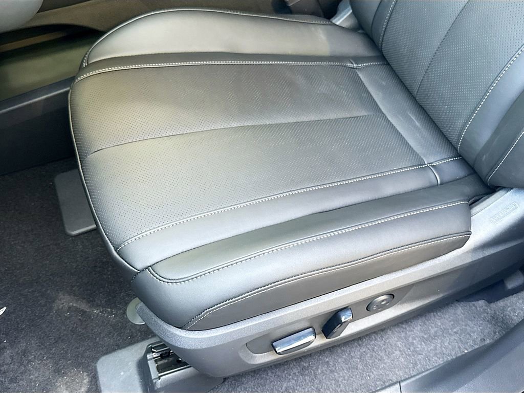 Certified 2026 INFINITI QX60 Luxe w/ Cargo Package image 21