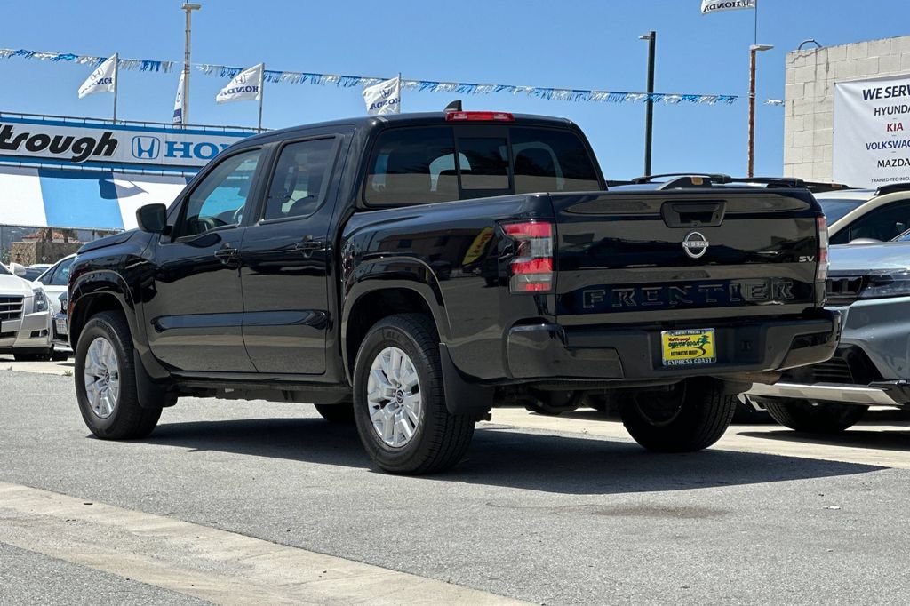 Used 2022 Nissan Frontier SV w/ Technology Package RWD image 6