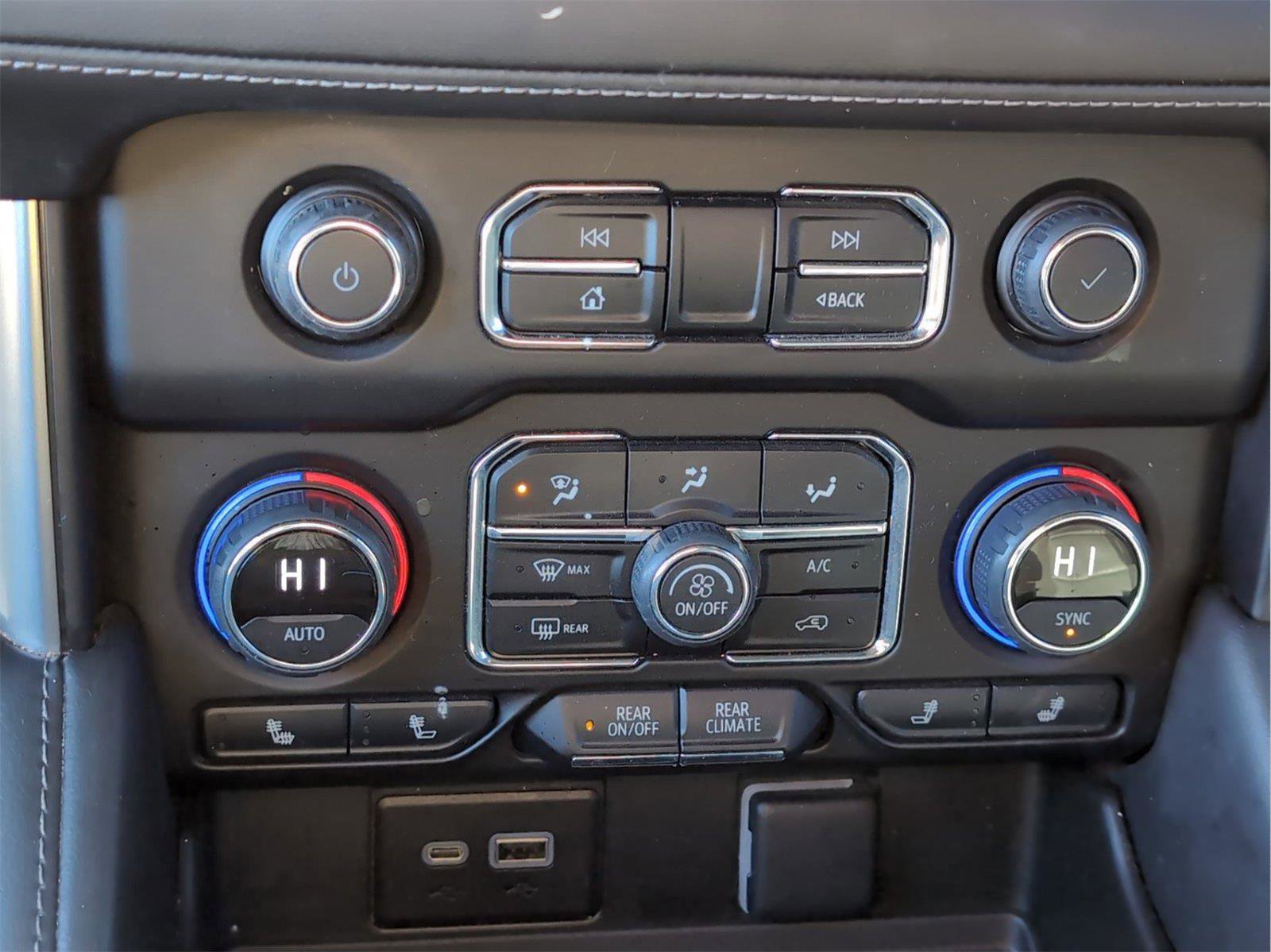 Used 2023 Chevrolet Tahoe Z71 image 17