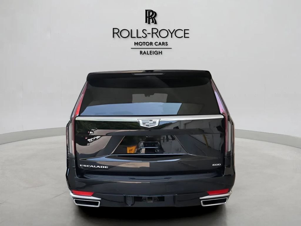 Used 2021 Cadillac Escalade Premium Luxury w/ Driver Assist Tech Package AWD/4WD image 5