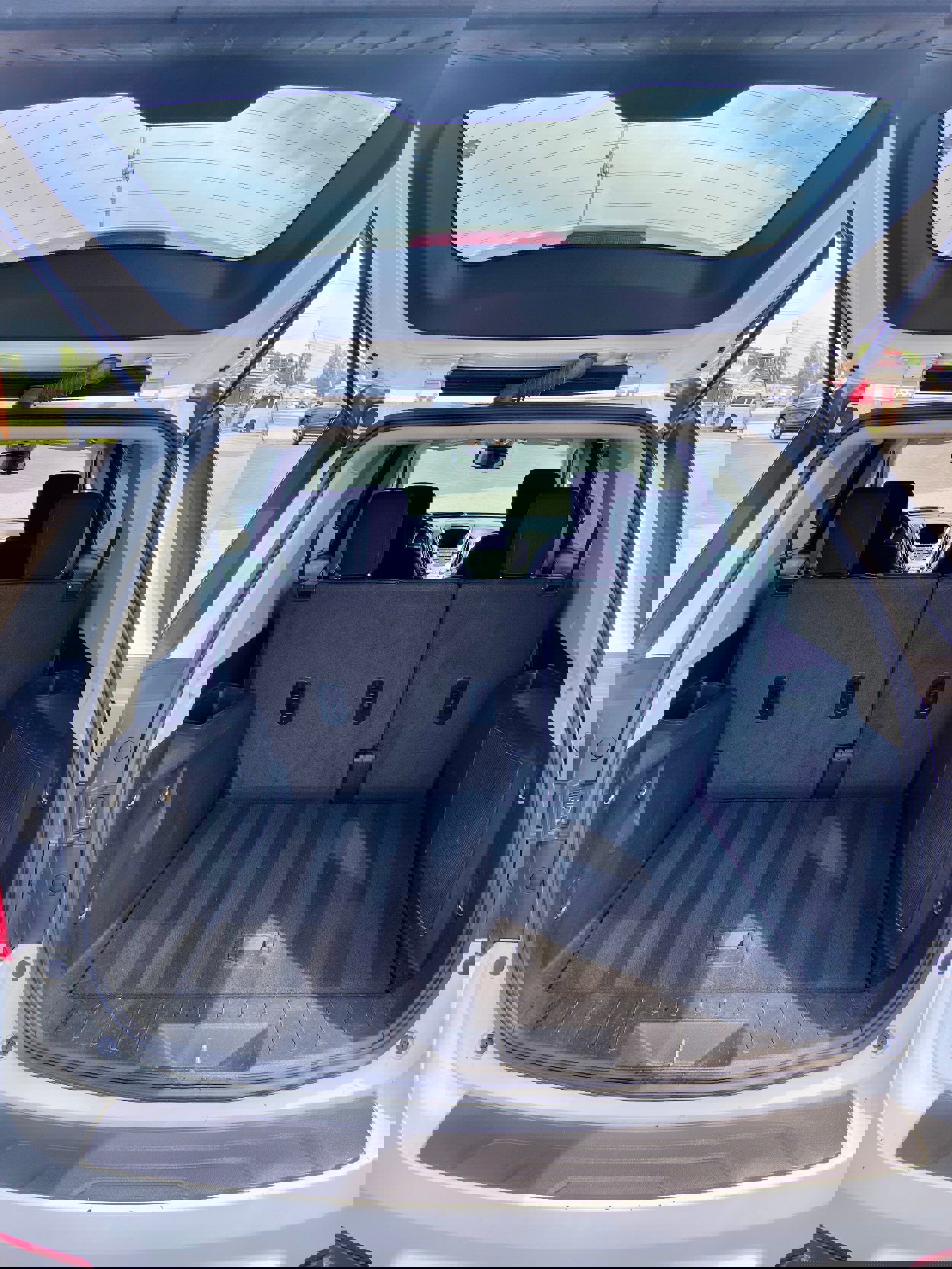 Used 2017 Chevrolet Equinox LT image 18