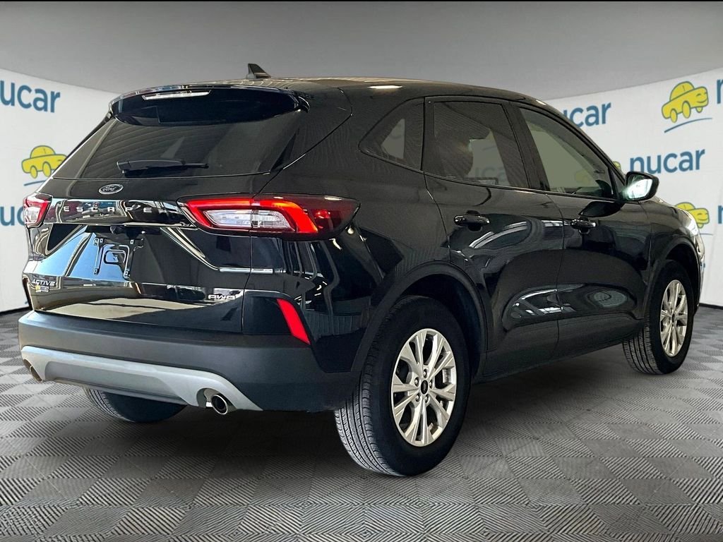 Used 2025 Ford Escape Active AWD/4WD image 6