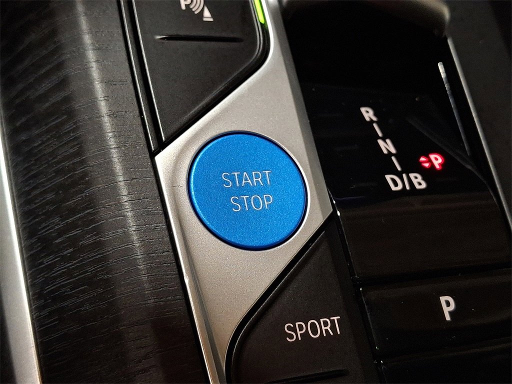 Used 2025 BMW i4 xDrive40i w/ M Sport Package image 20