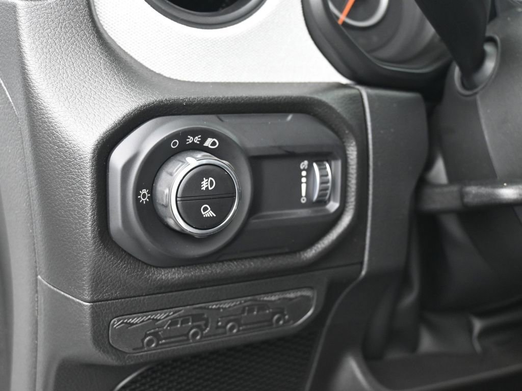 New 2026 Jeep Gladiator Sport AWD/4WD image 14